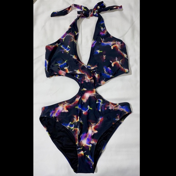 Cupshe Swimsuit - Picture 1 of 1